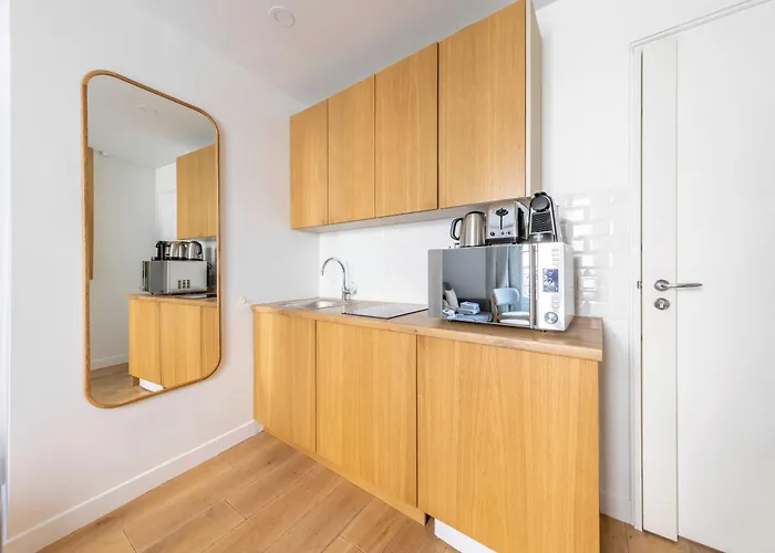 Charming - 2p - Ternes 17th *